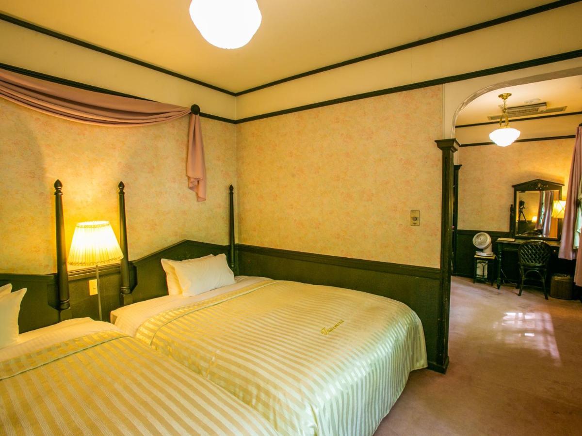 โรงแรม เรสเทอรองต์ แอนด์ โฮเต็ล ทิระอุเมเร 5*